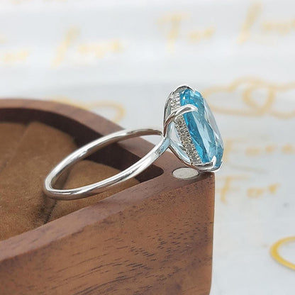 4 Ct Oval Aquamarine Solitaire Engagement Ring
