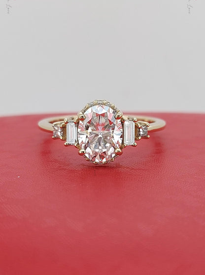 Oval Diamond, Moissanite Engagement Ring