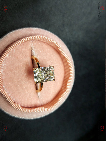 2.6 Ct IGI Certified Radiant Lab Diamond Solitaire Engagement Ring