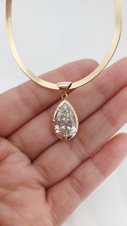 Birnenförmiger Diamant-Solitär-Floating-Anhänger mit 45 cm Kette, IGI-zertifiziert, 6 Karat, F-Farbe, VS1 Reinheit, 14 Karat Gelbgold, im Labor gezüchteter Diamant