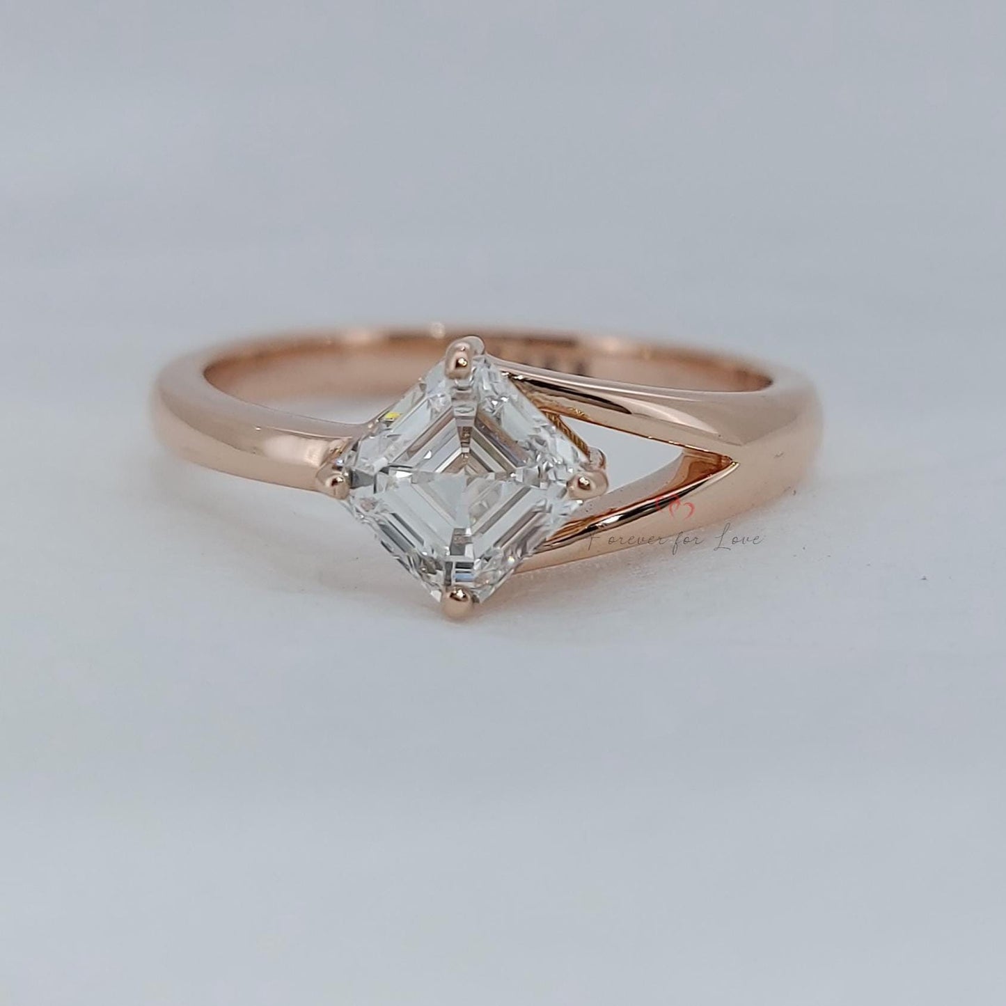 1 Karat IGI zertifizierter Asscher Labor-Diamant Halo Verlobungsring Asscher cut Moissanite engagement ring in 935 Argentium Silber — custom handcrafted by Forever For Love