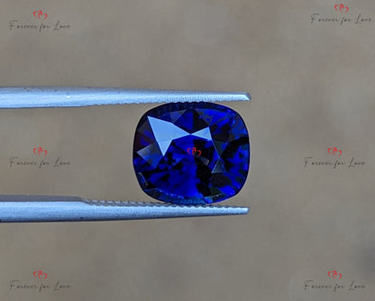 Natural Royal Blue Sapphire 5 Carats, Cushion Shape Loose Gemstone, 9.5 x 8.4 x 7.3mm, Custom Jewellery Gift for Her