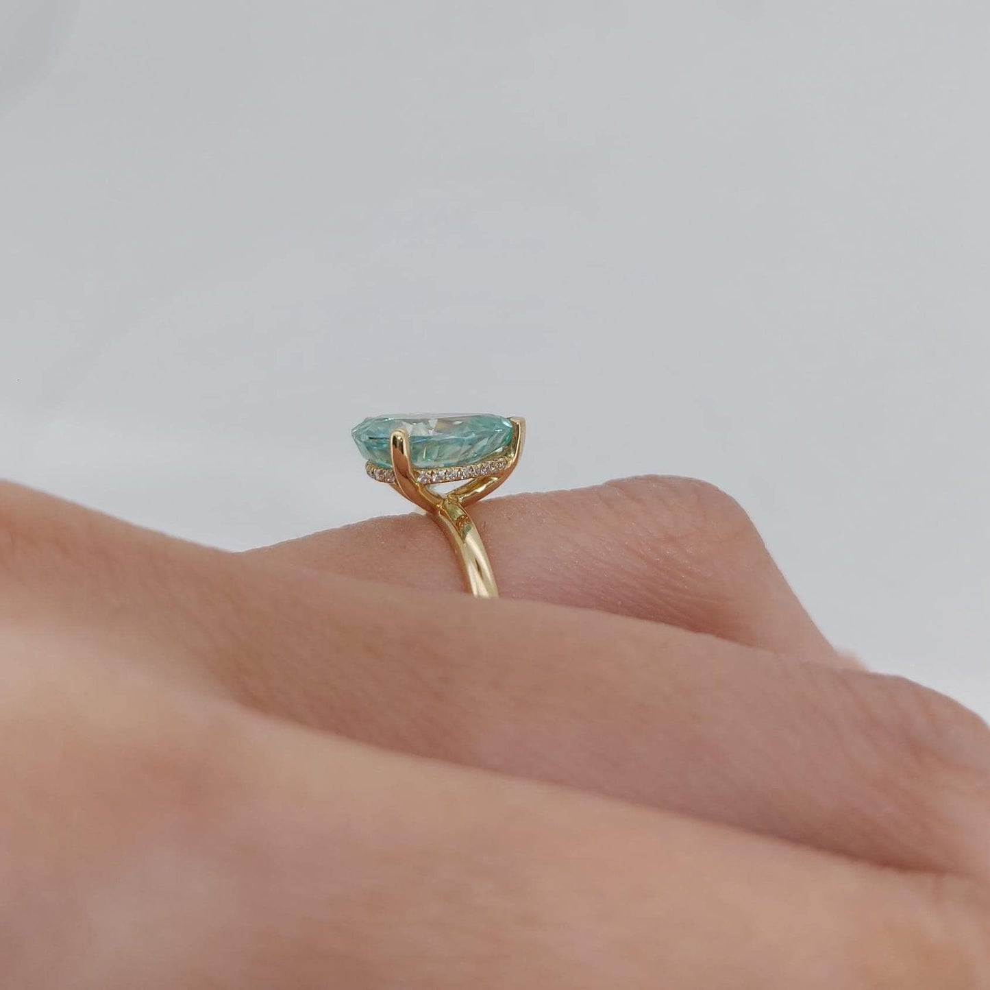 Bague de Fiançailles Éternité en Moissanite Poire de 2 Carats Pear cut 1Ct Moissanite taille brillant engagement ring in Gold or Platinum — custom handcrafted by Forever For Love