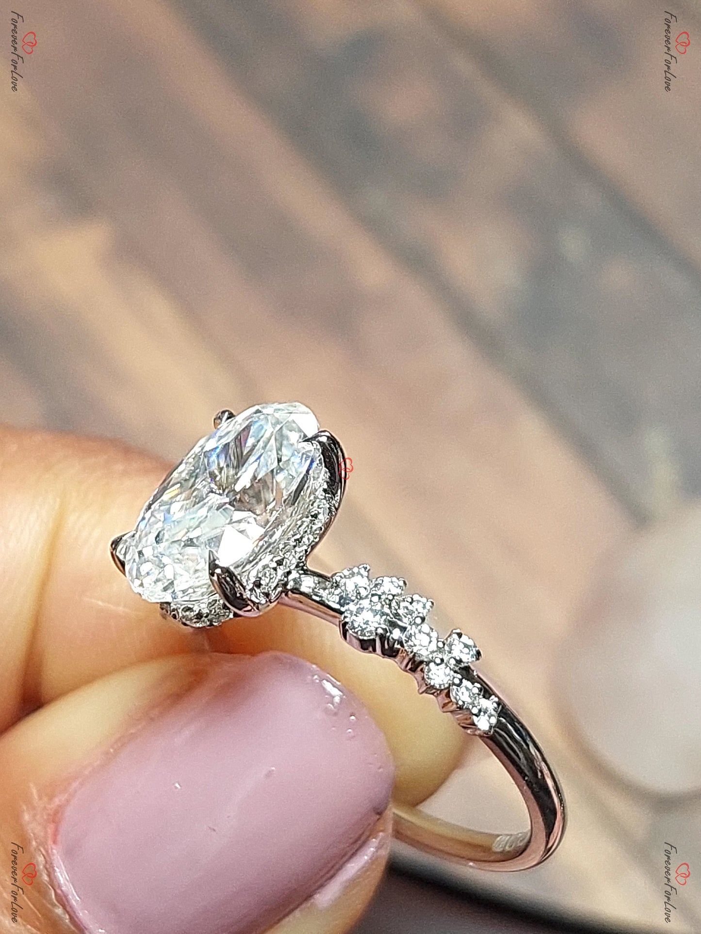 3 Karat ovaler Cluster Moissanit & Diamant Verlobungsring Oval cut Moissanite engagement ring in Gold or Platinum — custom handcrafted by Forever For Love
