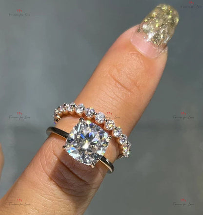4 Ct IGI Certified Cushion Diamond Engagement Ring