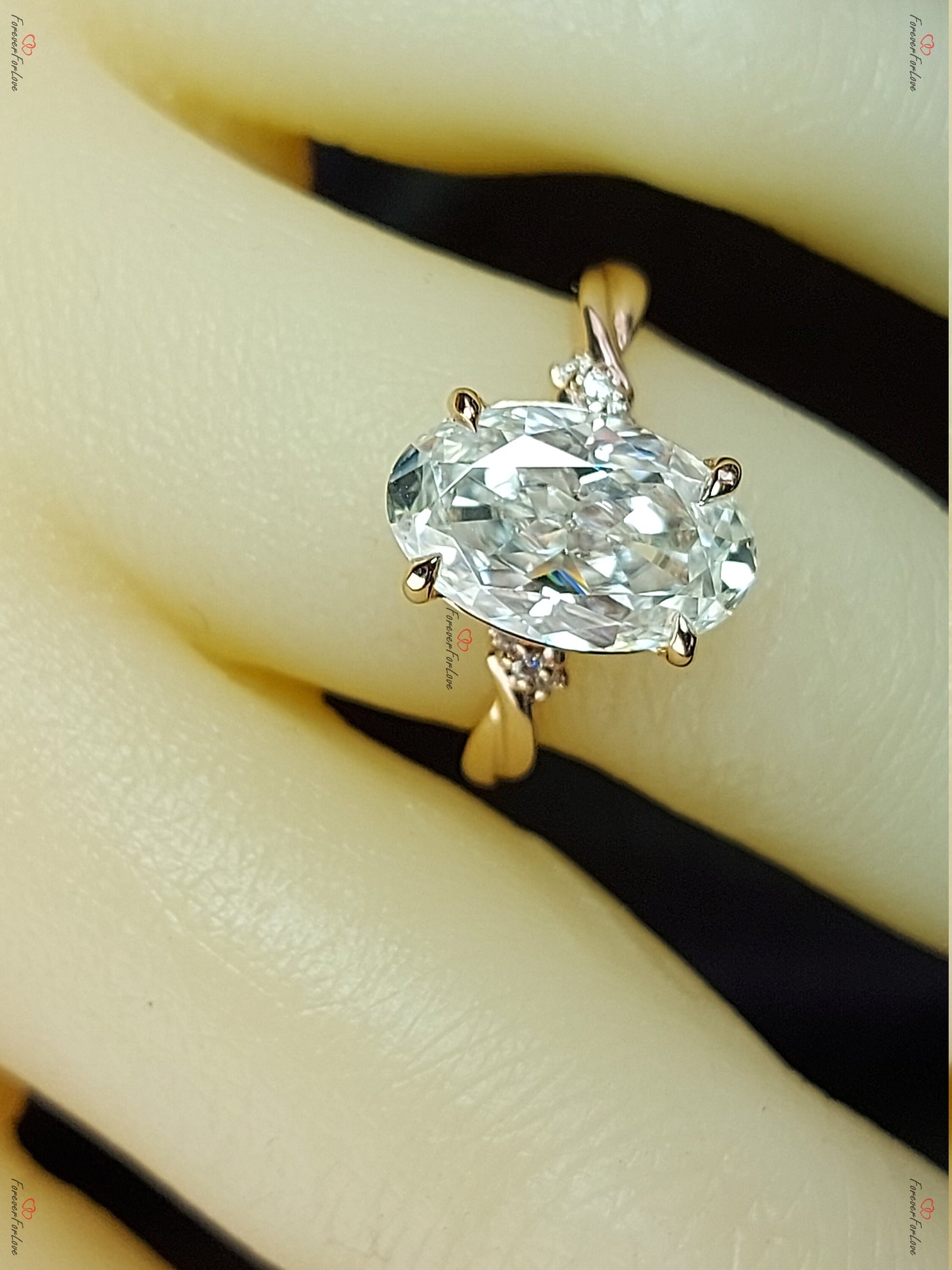 5.5 Ct Oval Cut twist band Engagement Ring,Moissanite Engagement in Solid Gold, Elongated Oval Engagement Ring, Modern Engagement Ring.