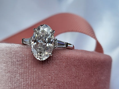 Oval Cut tapered baguette Moissanite Engagement Ring 3CT Moissanite Ring Unique Three-Stone Anniversary Gift Vintage Style Promise Ring.