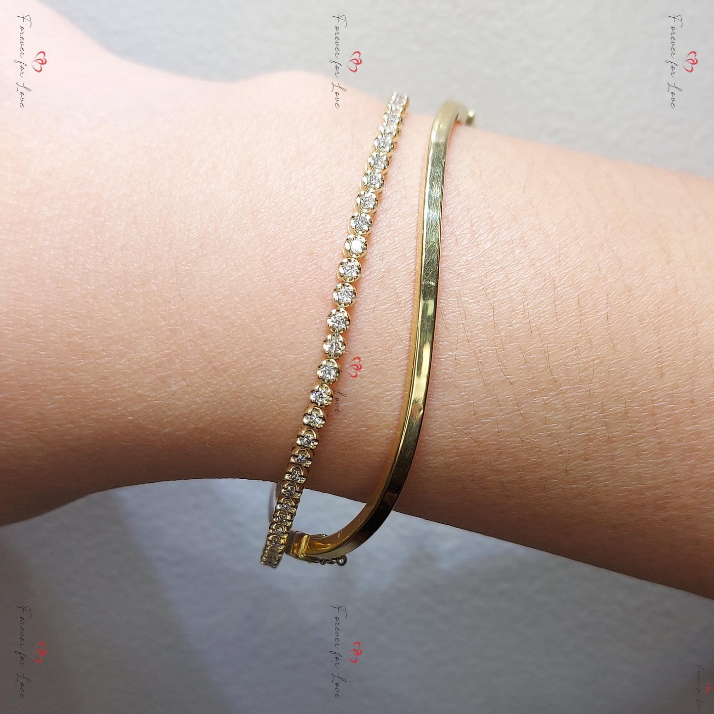 Diamant Tennisarmband 14K Weißgold rundes Tennisarmband, im Labor gezüchtetes Armband, wunderschönes Weißes Diamantarmband, 1.5mm rundes Armband. Moissanite engagement ring in Gold or Platinum — custom handcrafted by Forever For Love