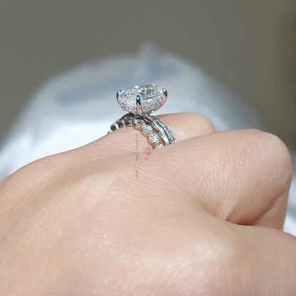 3 Ct Oval Moissanite Wedding Band