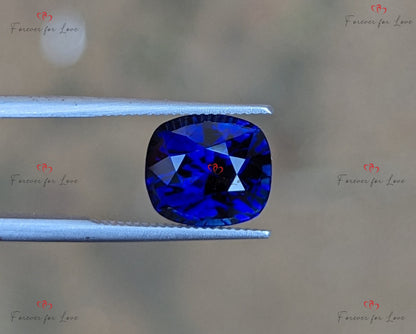 Natural Royal Blue Sapphire 5 Carats, Cushion Shape Loose Gemstone, 9.5 x 8.4 x 7.3mm, Custom Jewellery Gift for Her