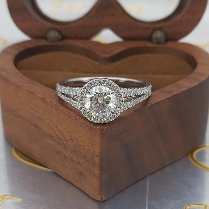 1.7 Ct IGI Certified Round Lab Diamond Engagement Ring