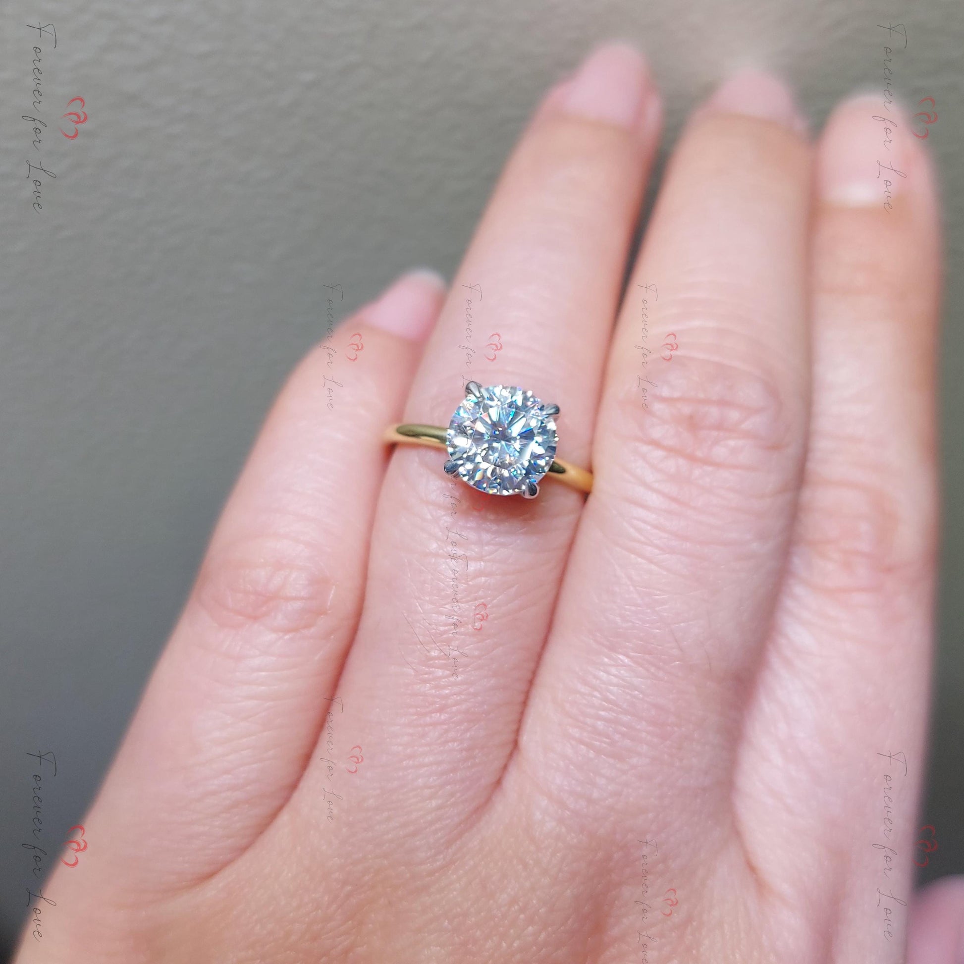 2 Ct Round Moissanite Solitaire Engagement Ring