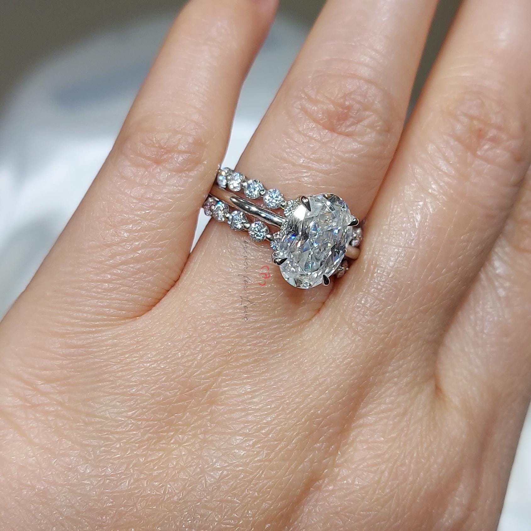 3 Ct Oval Moissanite Wedding Band
