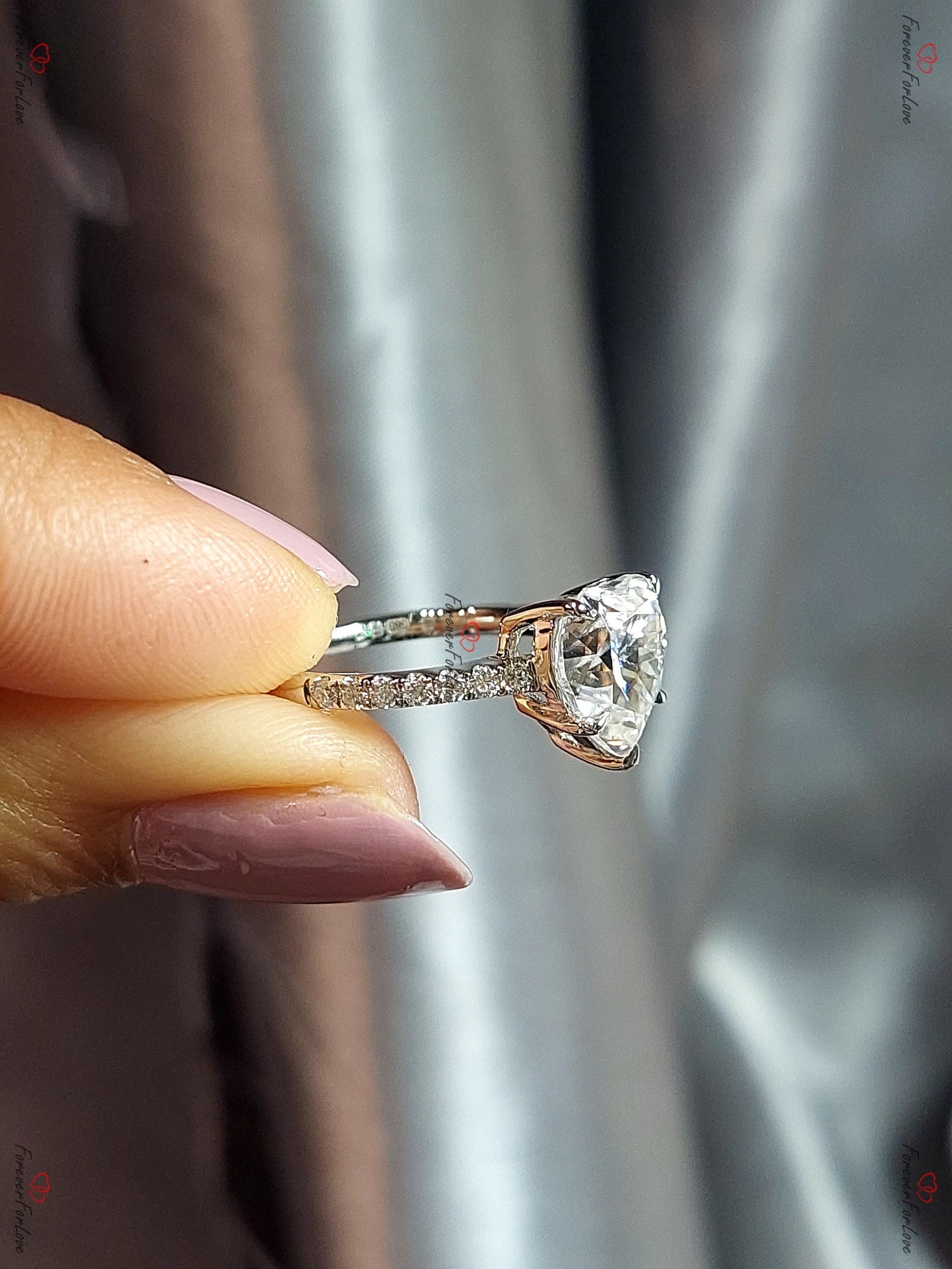 Bague de Fiançailles Pavée Cœur Moissanite 5 carats Heart cut 1Ct Moissanite Taille Brillant engagement ring in Gold or Platinum — custom handcrafted by Forever For Love