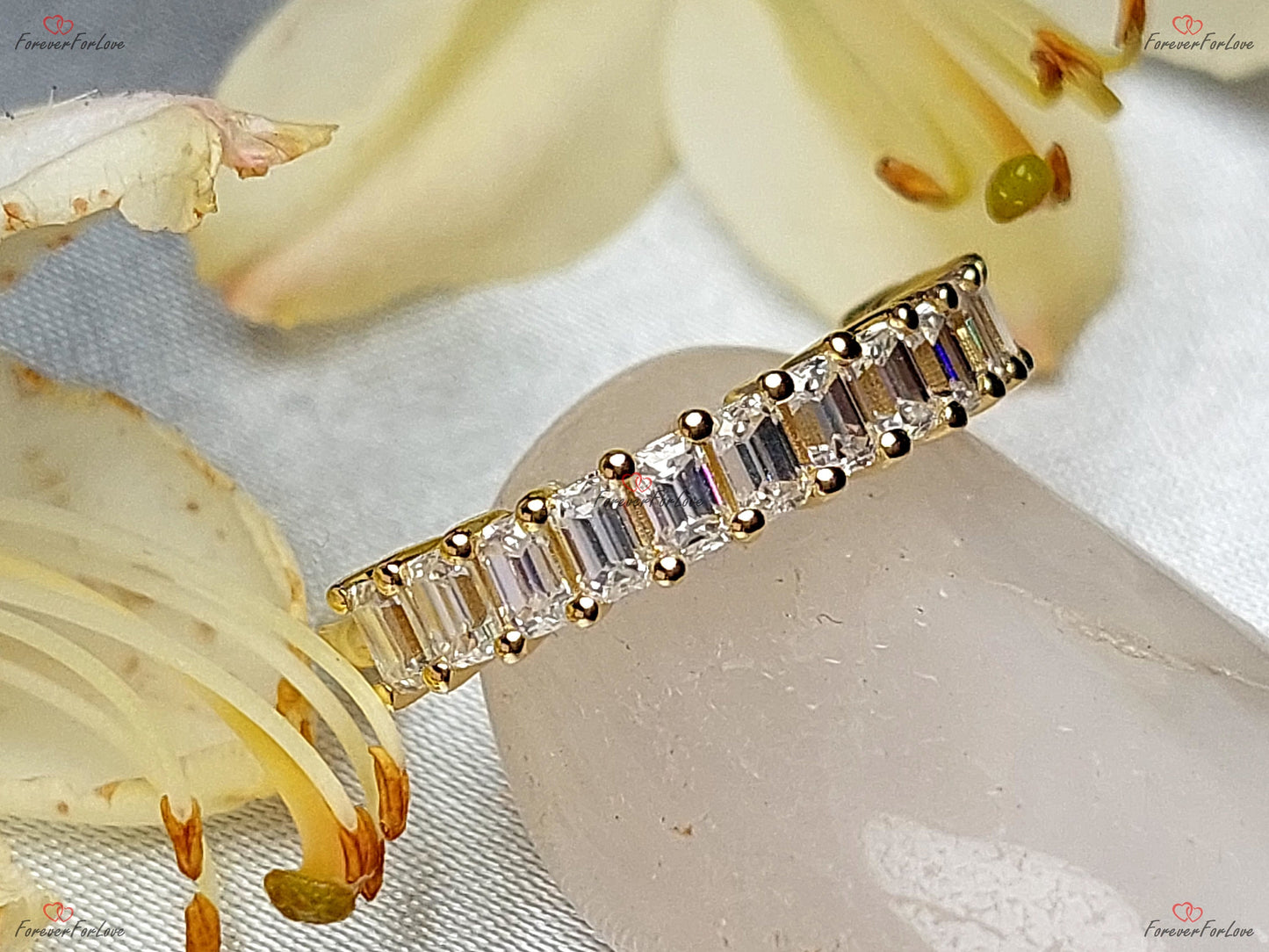 Anneau demi-éternité baguette moissanite Baguette cut Moissanite taille brillant engagement ring in Gold or Platinum — custom handcrafted by Forever For Love