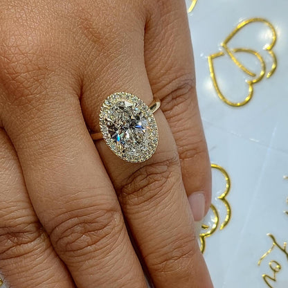 4.5 Ct IGI Certified Oval Lab Diamond Halo Engagement Ring