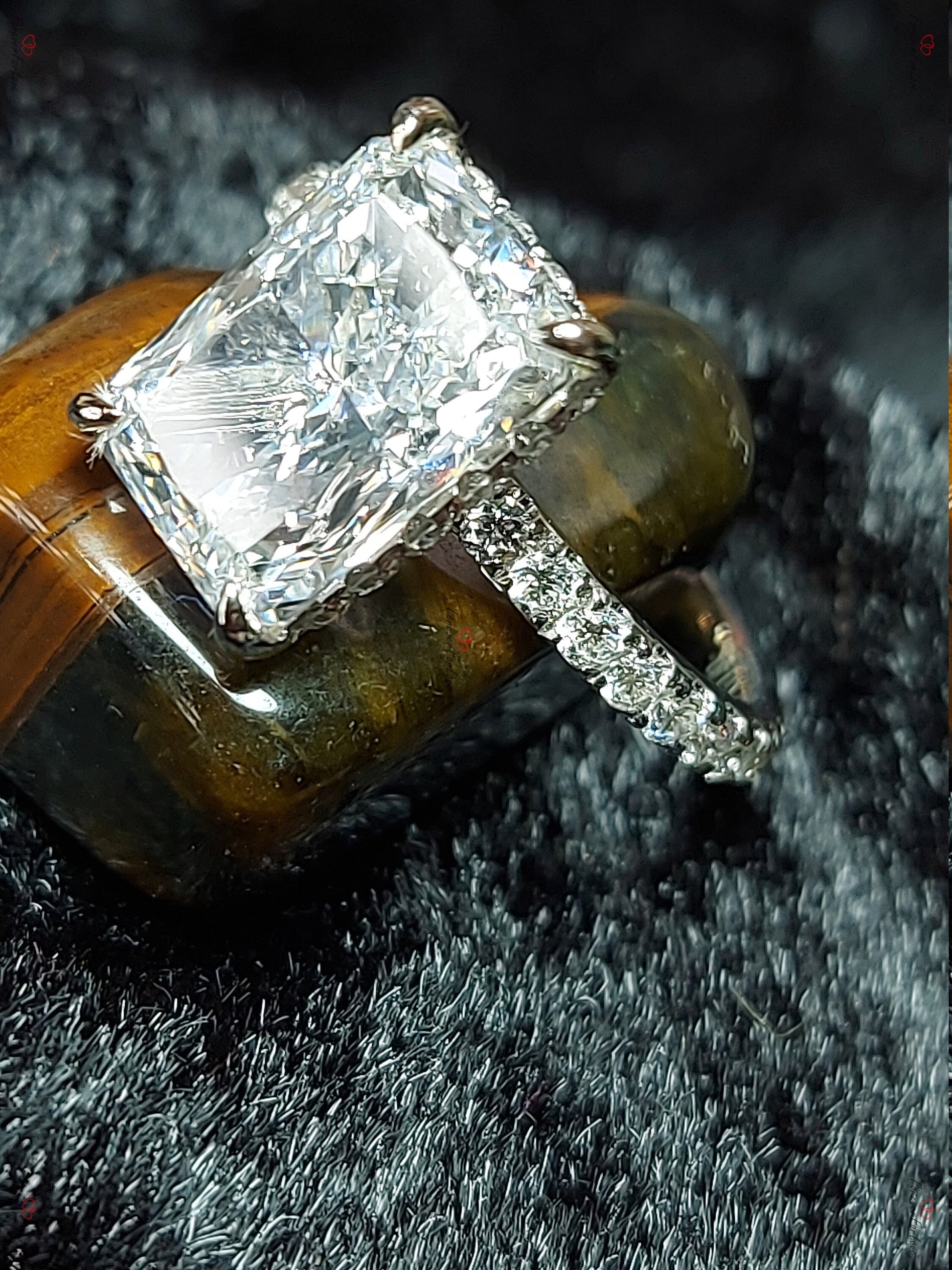 3.5 Ct IGI Certified Radiant Lab Diamond Hidden Halo Engagement Ring