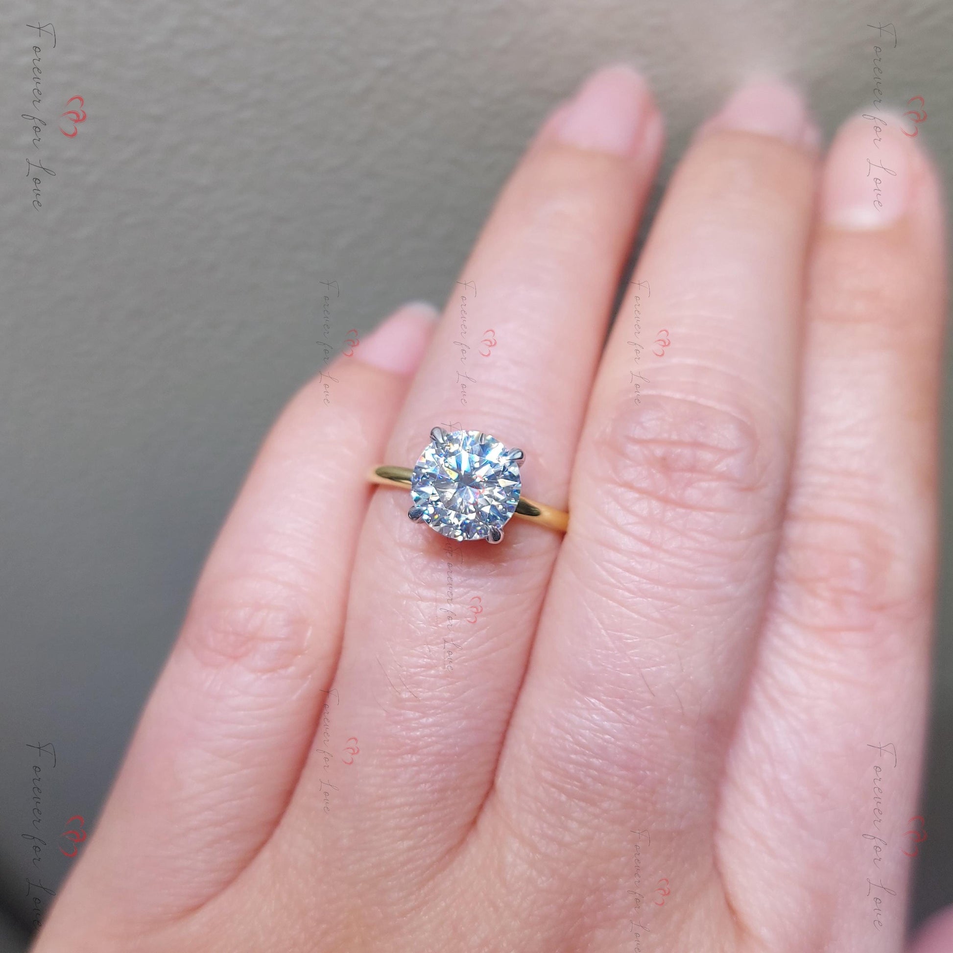 2 Ct Round Moissanite Solitaire Engagement Ring