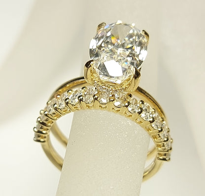 4 Ct Oval Moissanite Eternity Band
