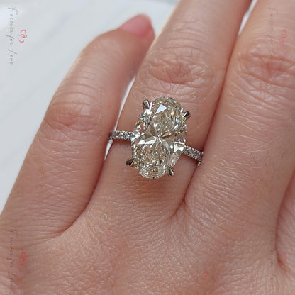 7 Ct Oval Diamond, Moissanite Engagement Ring