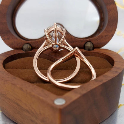 6.5 Ct Oval Moissanite Wedding Band