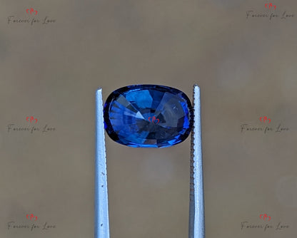 Natürlicher Royalblauer Saphir 3,15 Karat, Kissenschliff loser Edelstein, 9,5 x 6,7 x 6,1 mm, individuelles Schmuckgeschenk für sie
