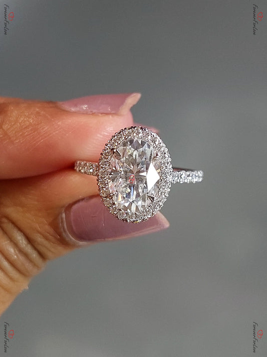 2 Ct Oval Diamond, Moissanite Halo Engagement Ring