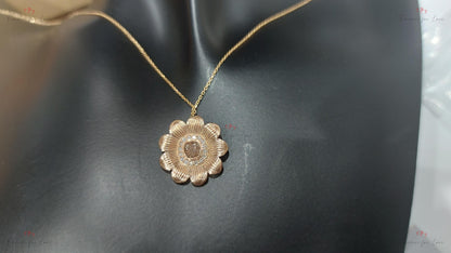 0,5 Karat Blumenförmige Naturdiamantkette, ausgefallener champagnerfarbener Kissenanhänger, echte Diamantkette für Damen, besonderes Geschenk für sie.
