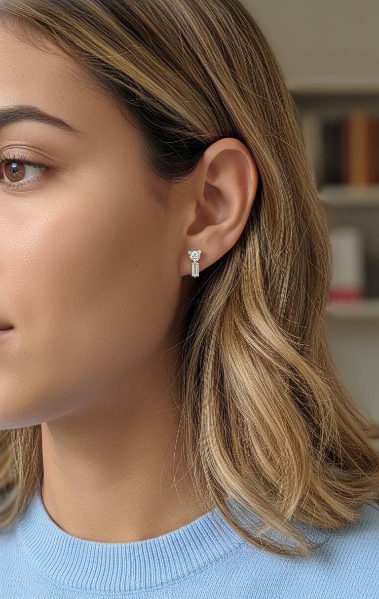 14k Gold Teddy Cluster Ohrringe, Baguette- und runde Diamanten, Labordiamant-Ohrstecker, im Labor gezüchteter Diamant, Ohrstecker aus massivem Gold, perfektes Geschenk Moissanite engagement ring in Gold or Platinum — custom handcrafted by Forever For Love