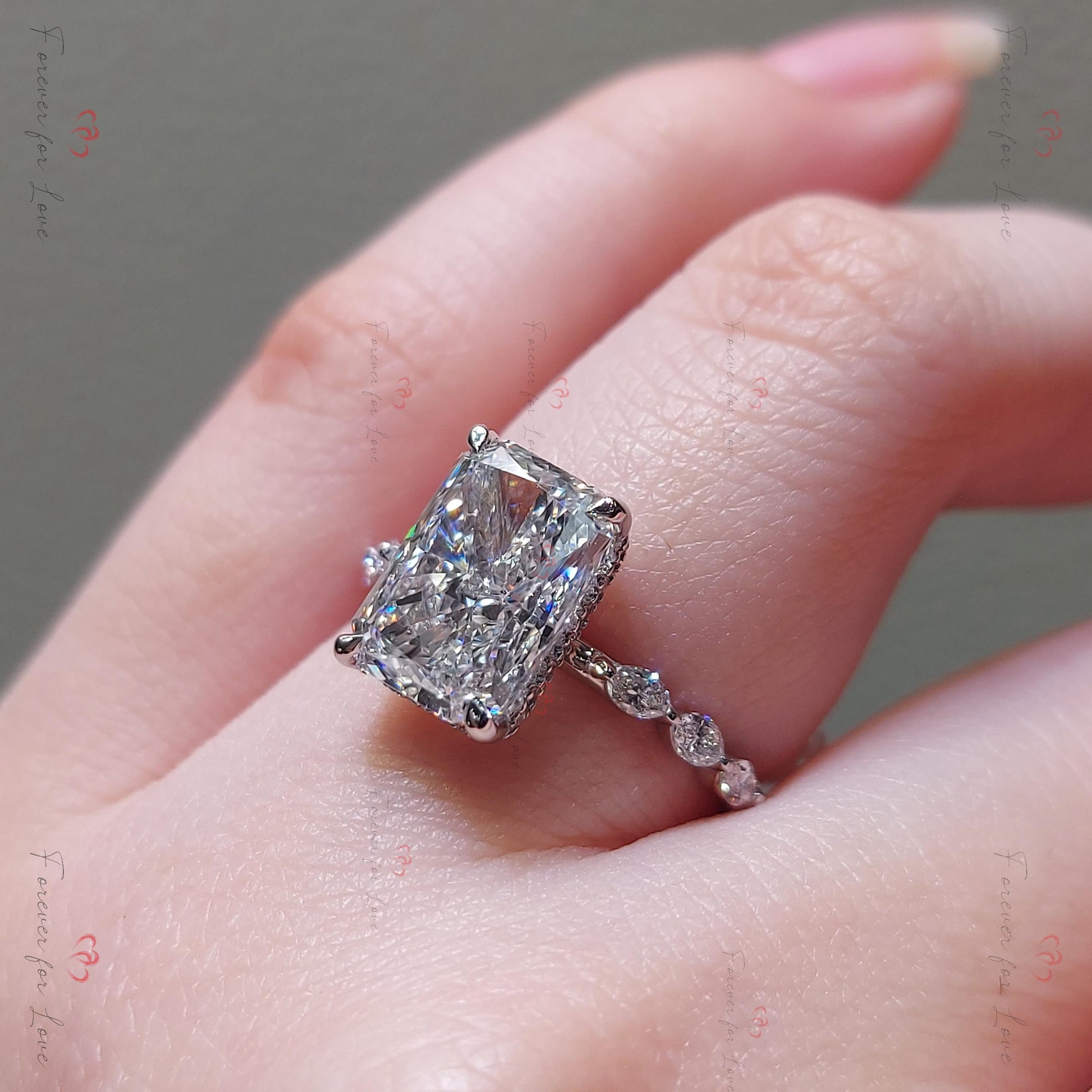 4 Ct IGI Certified Radiant Lab Diamond Solitaire Engagement Ring