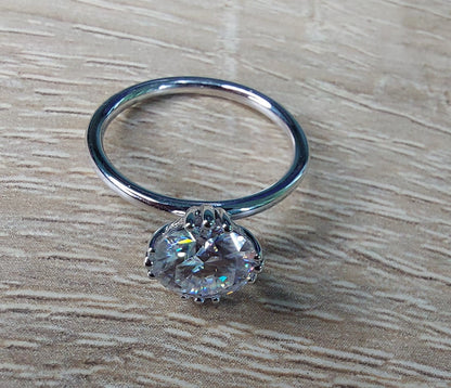 1 Ct Round Diamond, Moissanite Engagement Ring