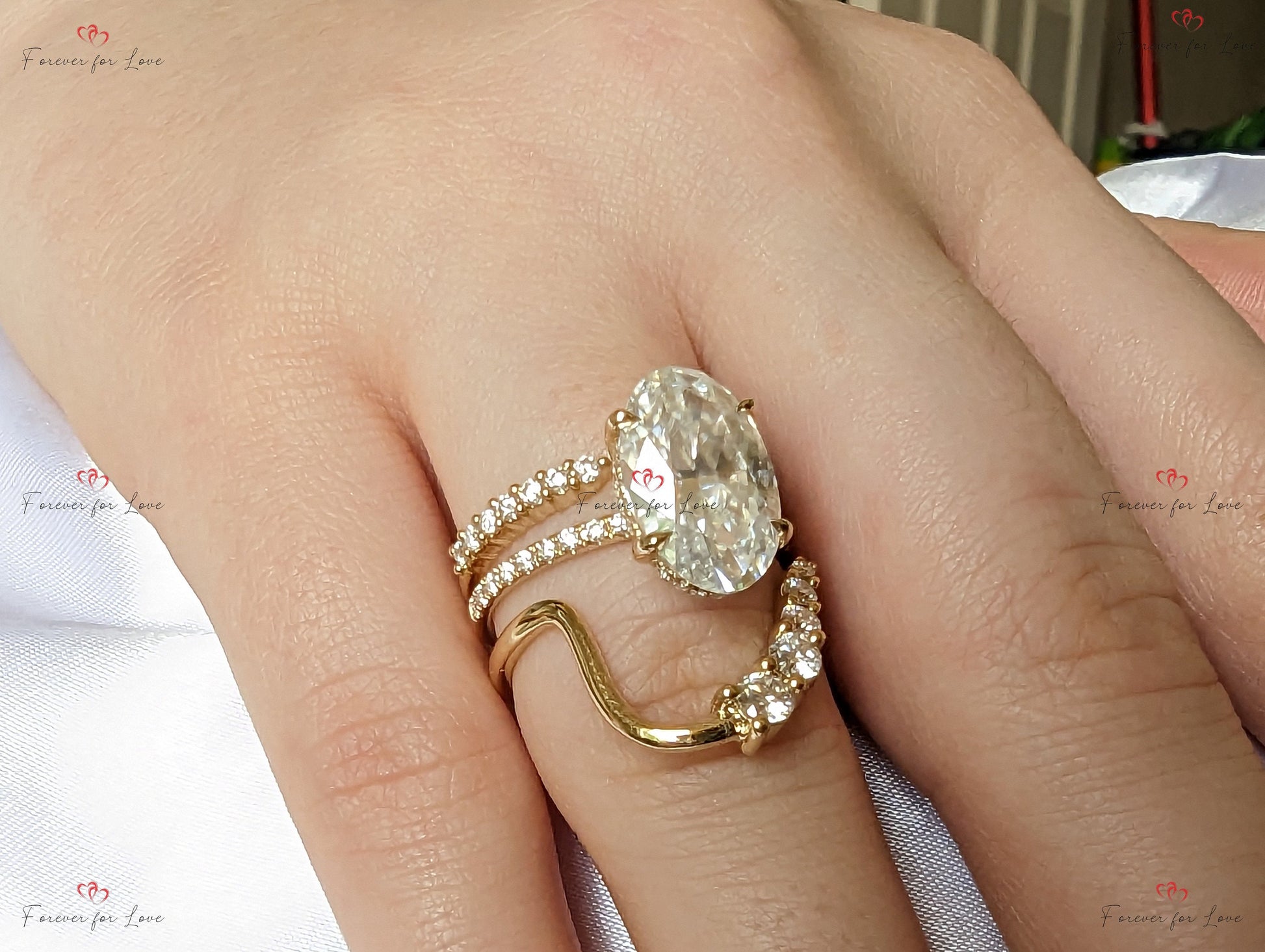 6 Ct Oval Diamond, Moissanite Solitaire Engagement Ring