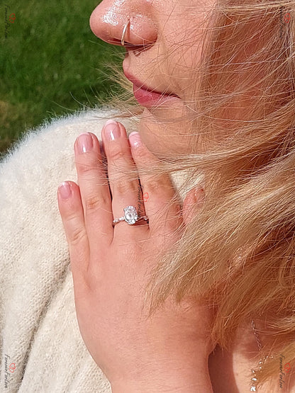 2 Ct Oval Diamond, Moissanite Engagement Ring
