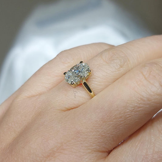 2 Ct IGI Certified Oval Diamond Engagement Ring