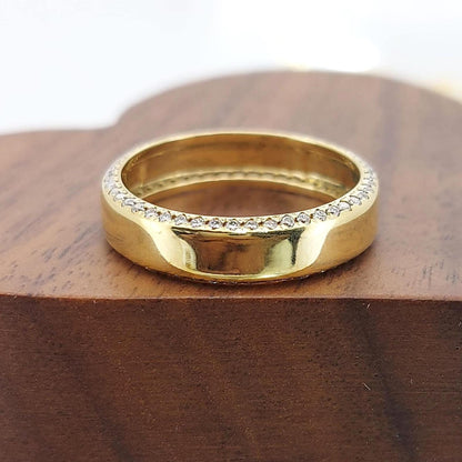 Round Diamond Stacking Ring