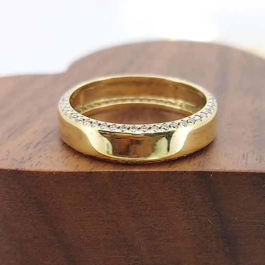 Round Diamond Stacking Ring