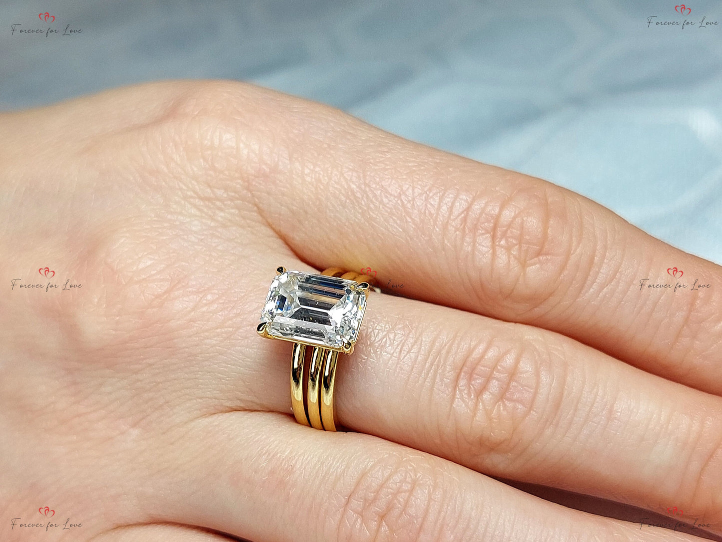 3 Karat Smaragd Moissanit, Smaragd Ehering Emerald cut Moissanite engagement ring in 935er Argentium Silber — custom handcrafted by Forever For Love