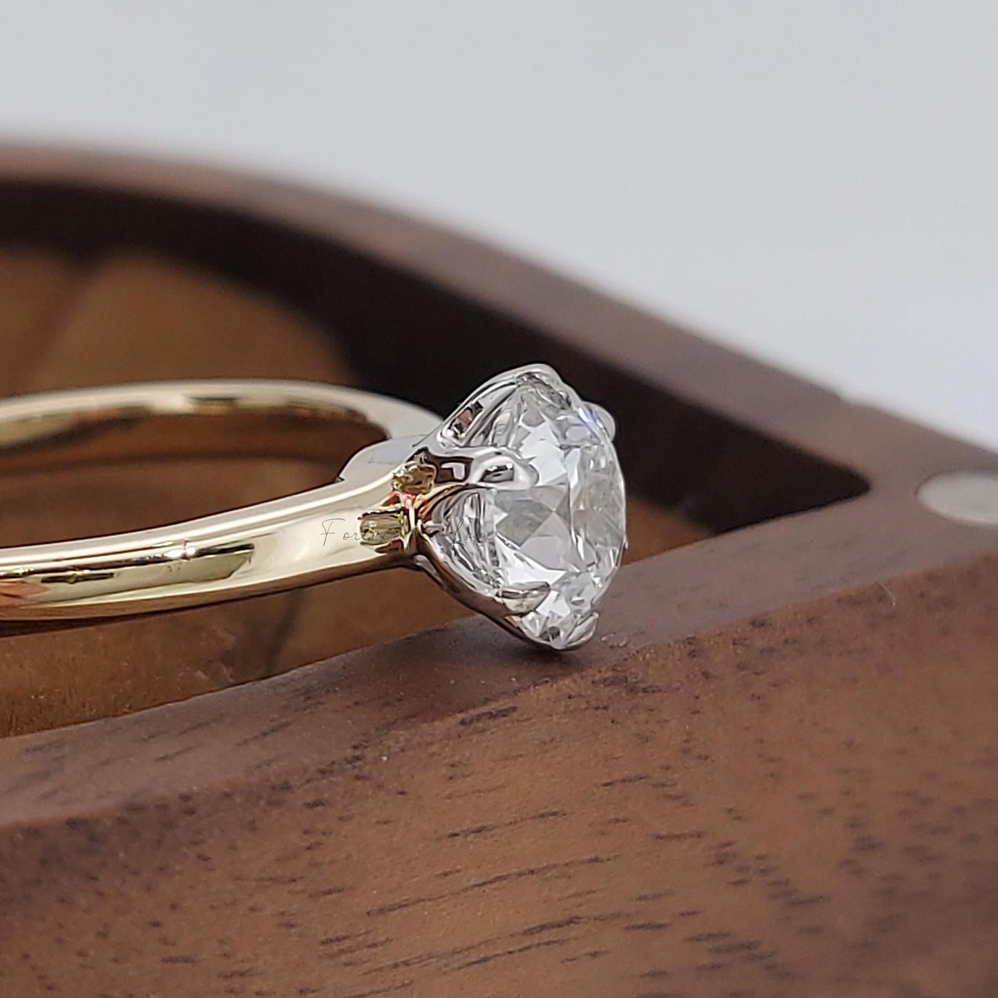 Bague de Fiançailles Auréole avec Diamant de Laboratoire Ancien de Taille Coussin de 3 Carats Round cut 1Ct Moissanite taille brillant engagement ring in Gold or Platinum — custom handcrafted by Forever For Love
