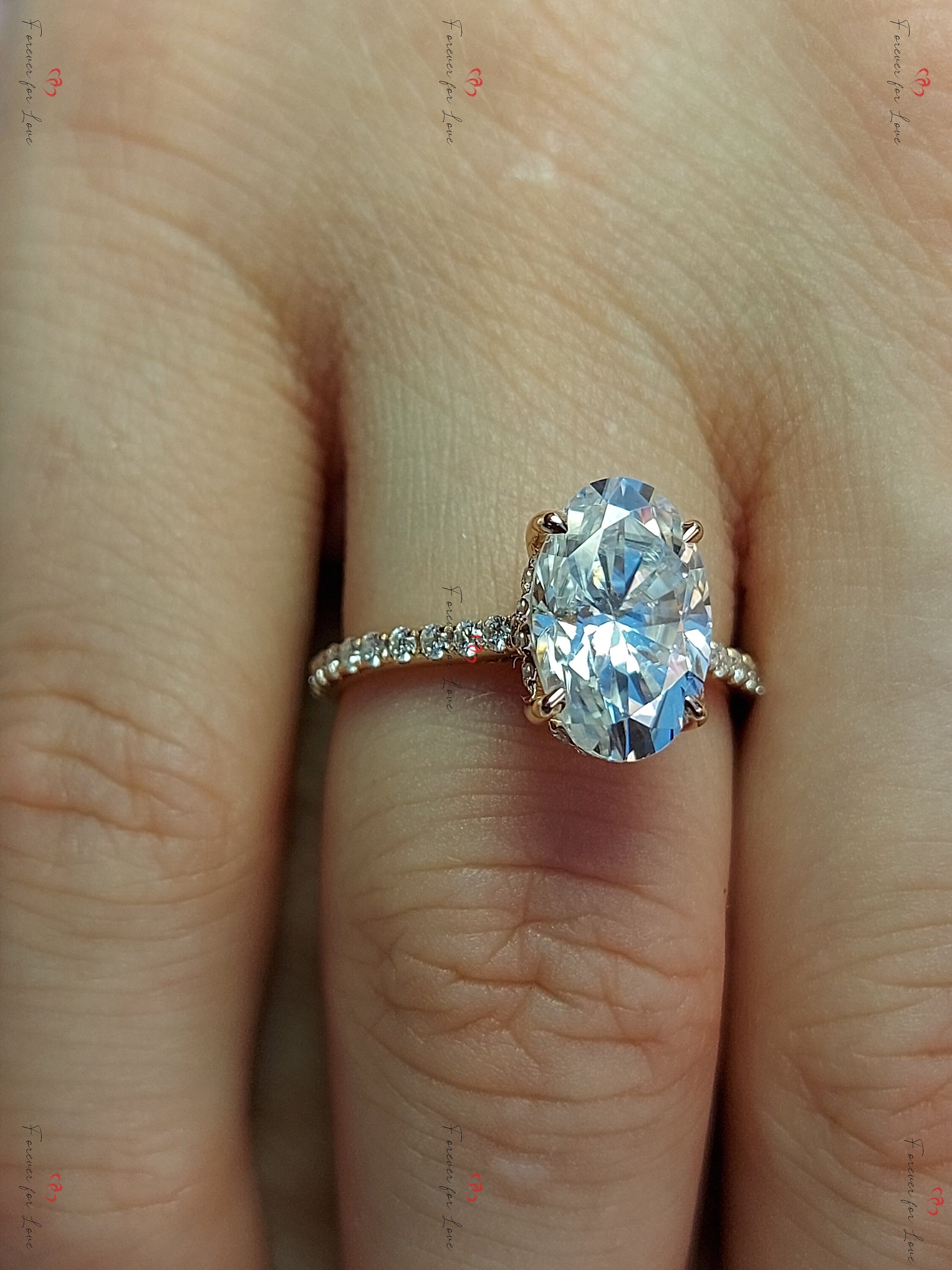 Oval Cut Engagement Ring, 3Ct moissanite oval Engagement in Solid Gold, Elongated Oval Engagement Ring, Modern Engagement Ring.