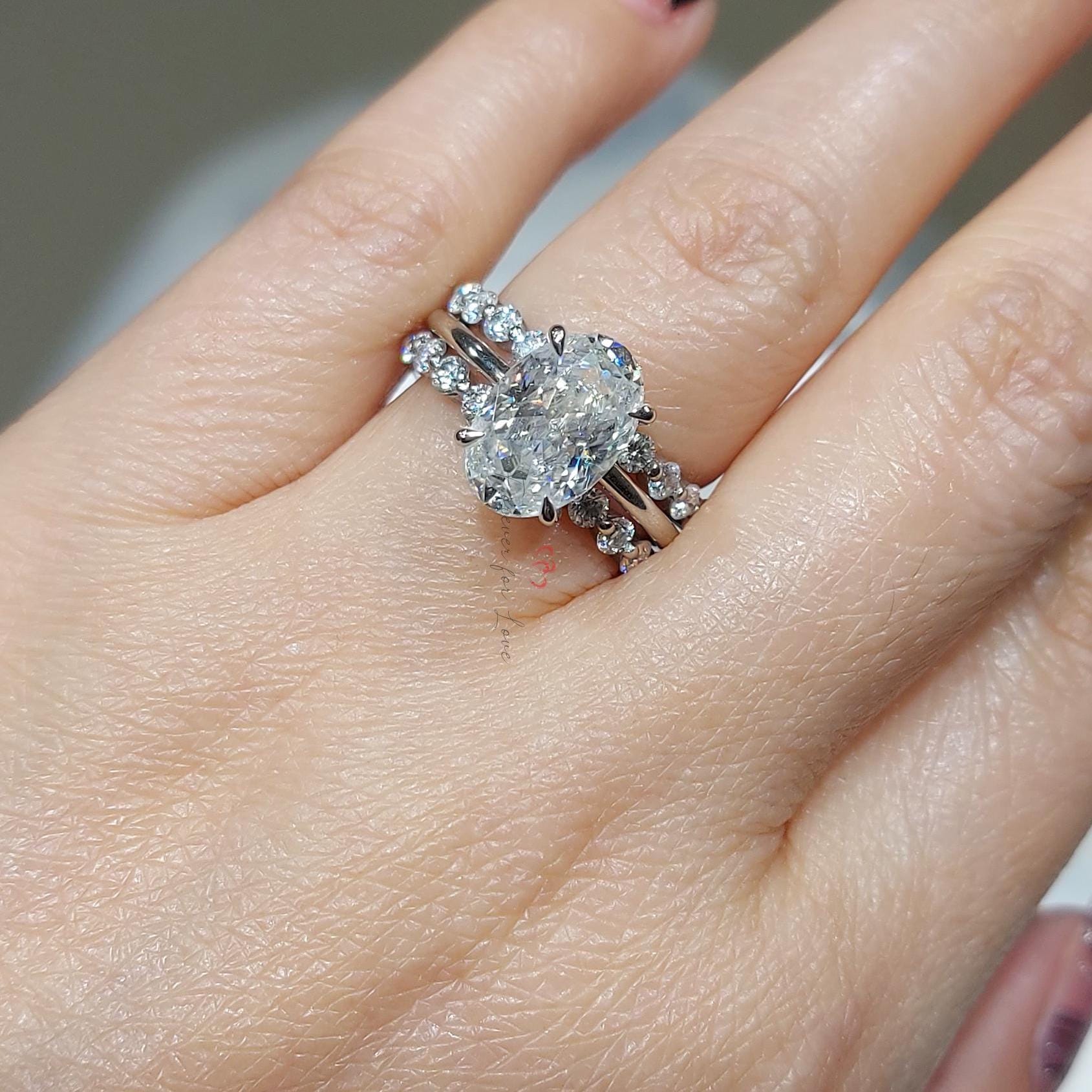 3 Ct Oval Moissanite Wedding Band