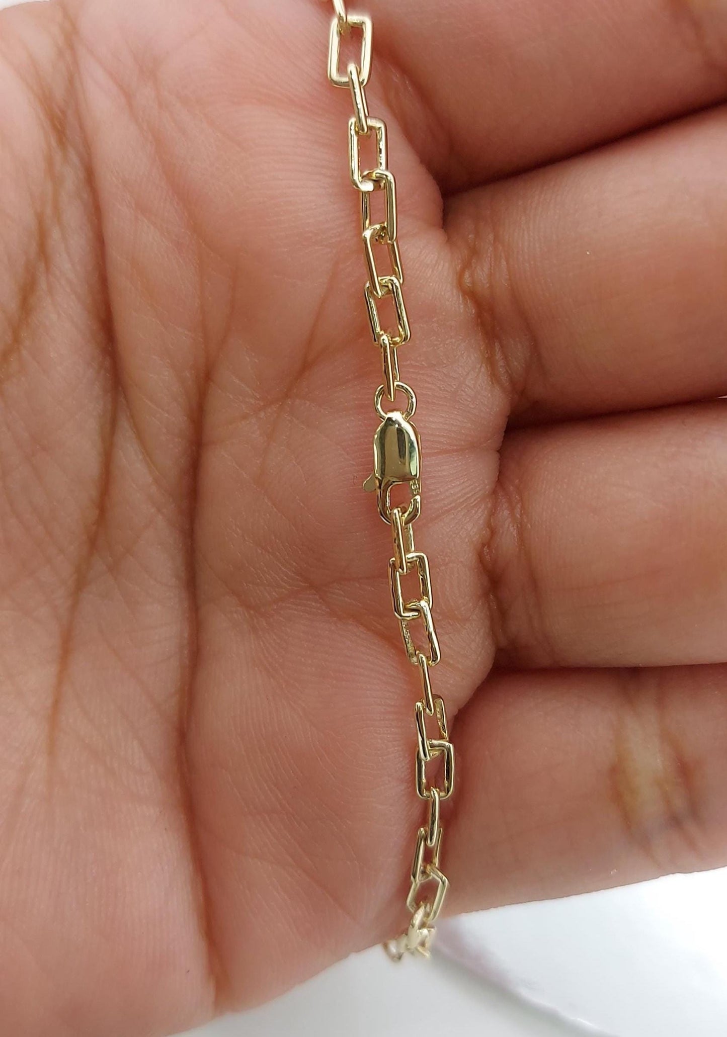 Diamant-Namenarmband, 14k Goldarmband, Diamant-Initialenarmband, Paperclip-Kette, 14k Massivgelb-, Weißgold, personalisiertes Armband Moissanite engagement ring in Gold or Platinum — custom handcrafted by Forever For Love
