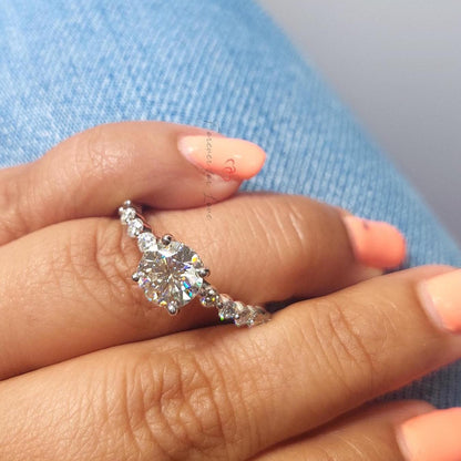 Round Lab Diamond Engagement Ring