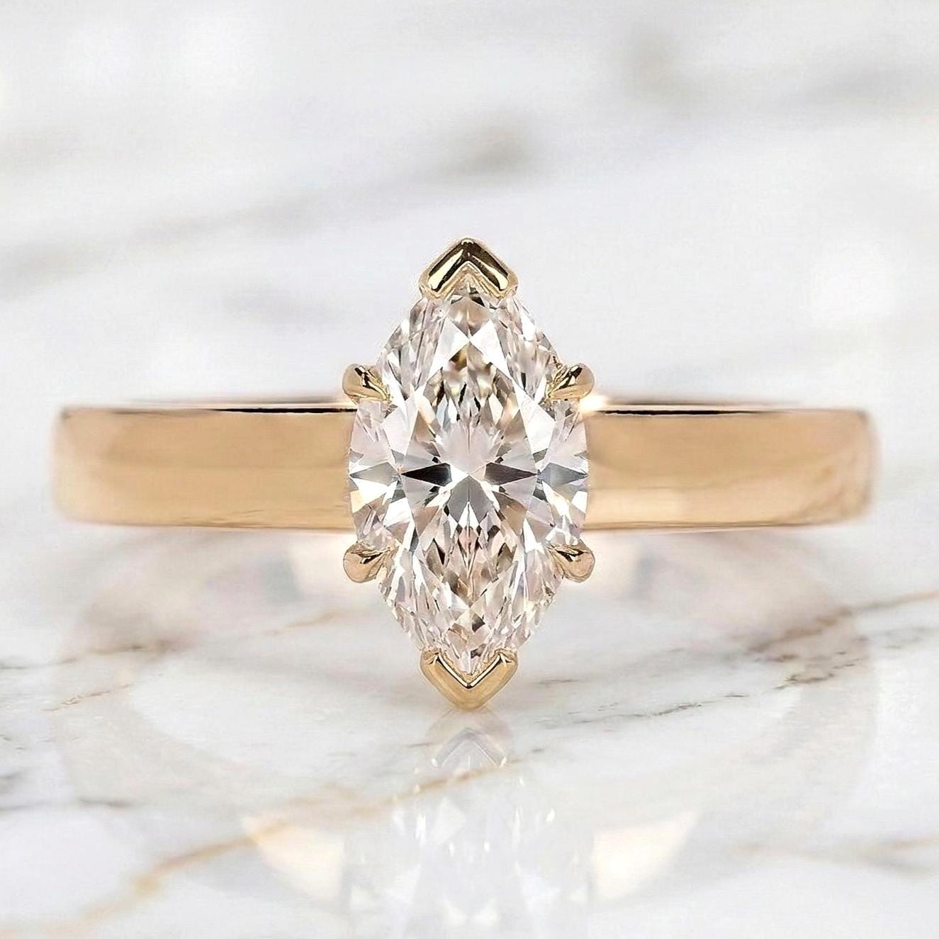 3 Karat IGI zertifizierter Marquise Labor-Diamant Verlobungsring mit breiter Fassung Marquise cut Moissanite engagement ring in 935 Argentium Silber — custom handcrafted by Forever For Love