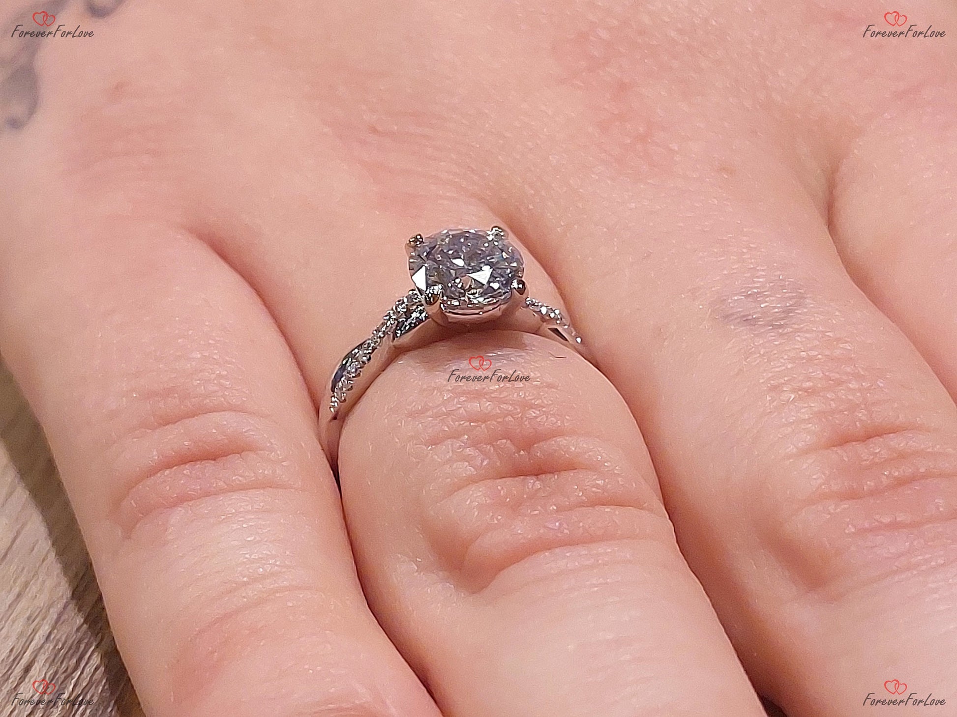1.5 Ct IGI Certified Round Lab Diamond Solitaire Engagement Ring