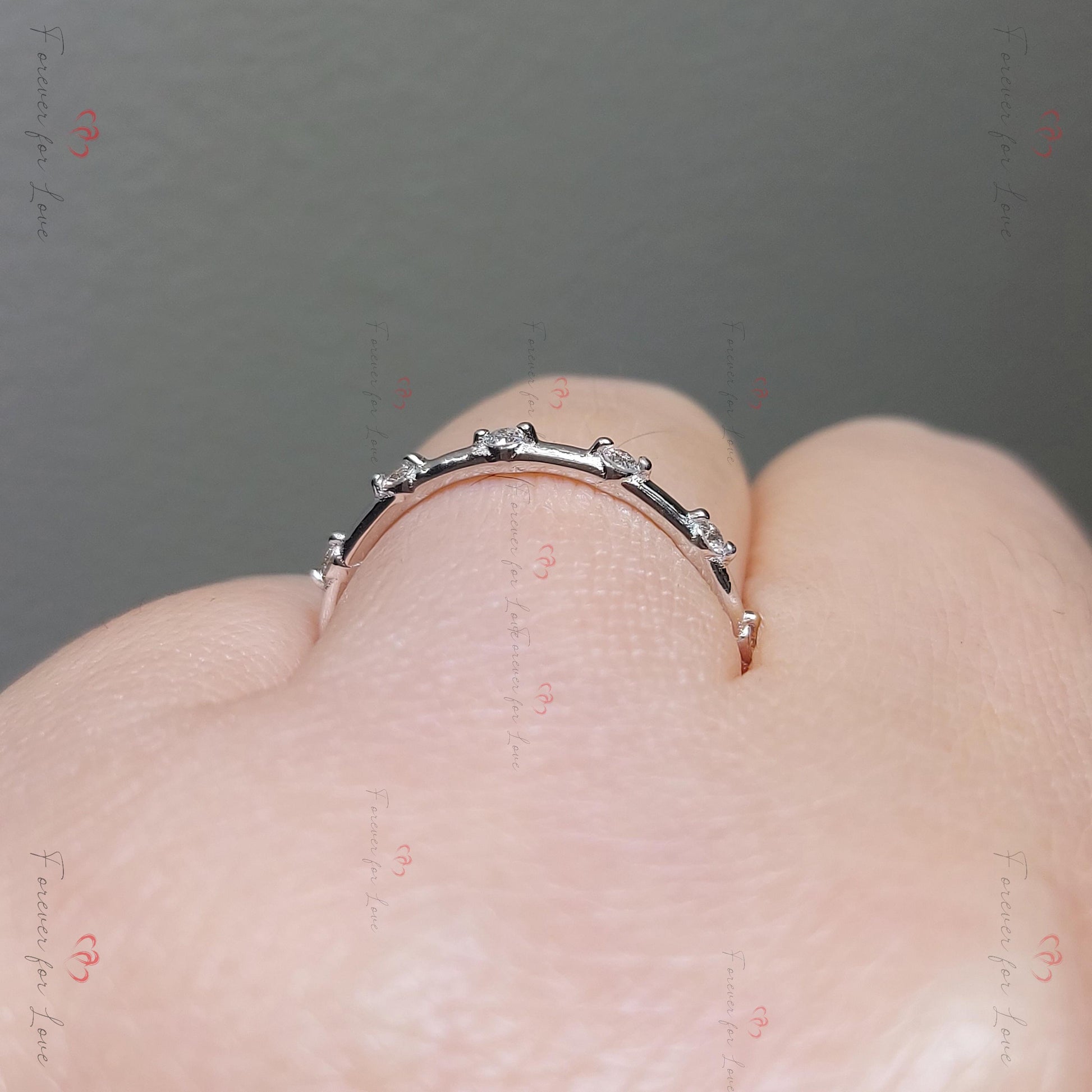 Round Natural Diamond Eternity Band