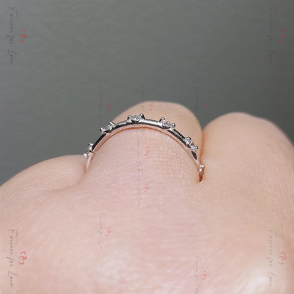 Round Natural Diamond Eternity Band