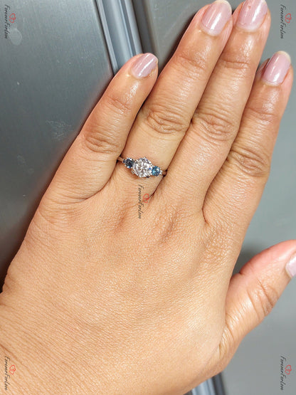 1 Ct Round Diamond, Sapphire Ring