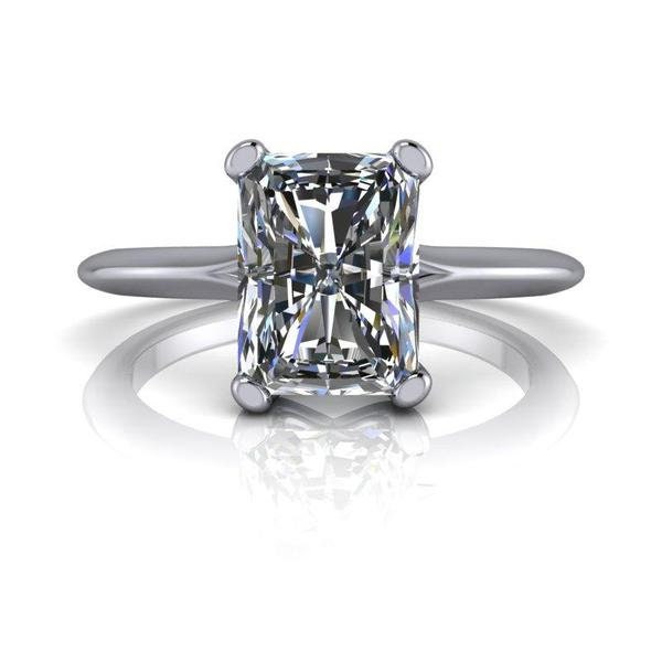 2.7 Karat Radiant Diamant, Moissanit Verlobungsring Radiant cut Moissanite engagement ring in 935 Argentium Silber — custom handcrafted by Forever For Love
