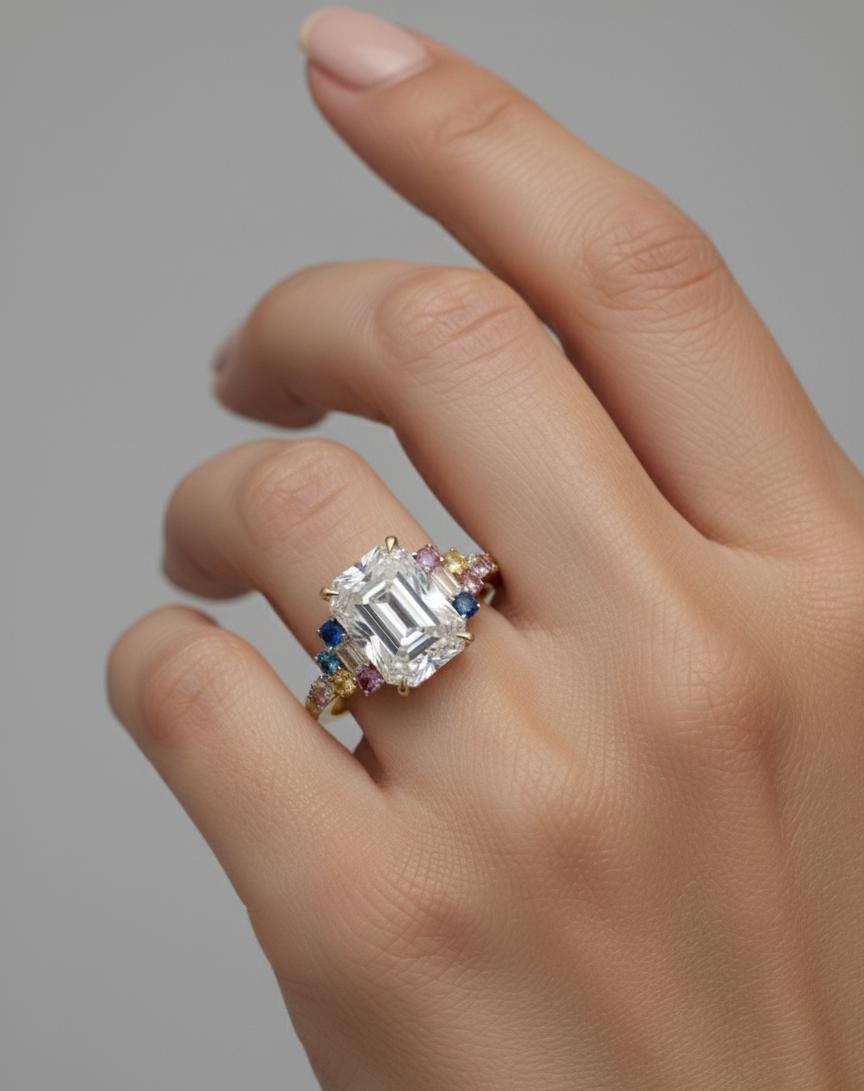 8 Karat IGI zertifizierter Smaragd Labor-Diamant, Smaragd Verlobungsring Emerald cut Moissanite engagement ring in 935 Argentium Silber — custom handcrafted by Forever For Love