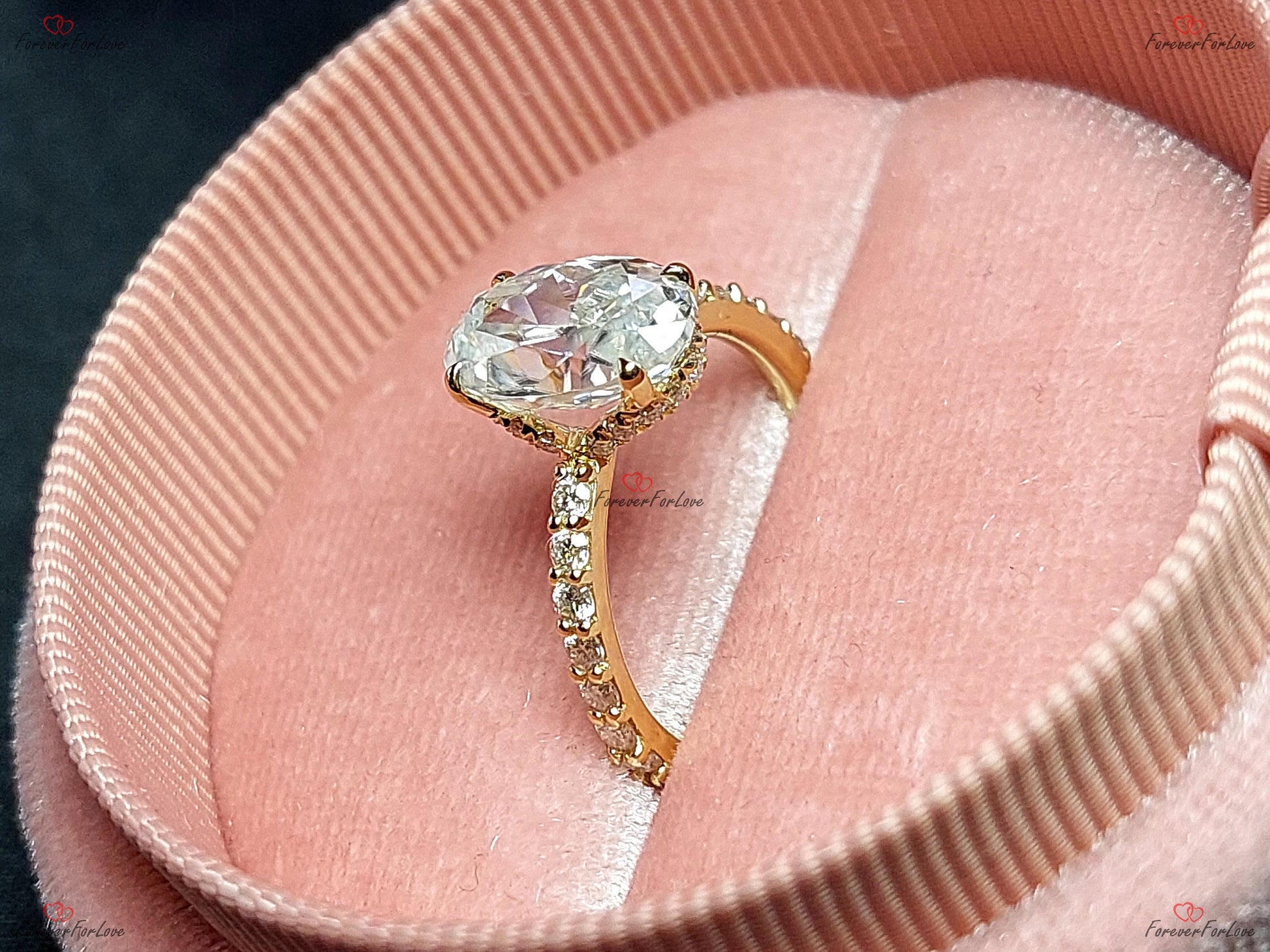 2.5 Ct Oval Moissanite Engagement Ring
